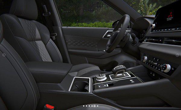 2025 Mitsubishi Outlander PHEV SEL S-AWC