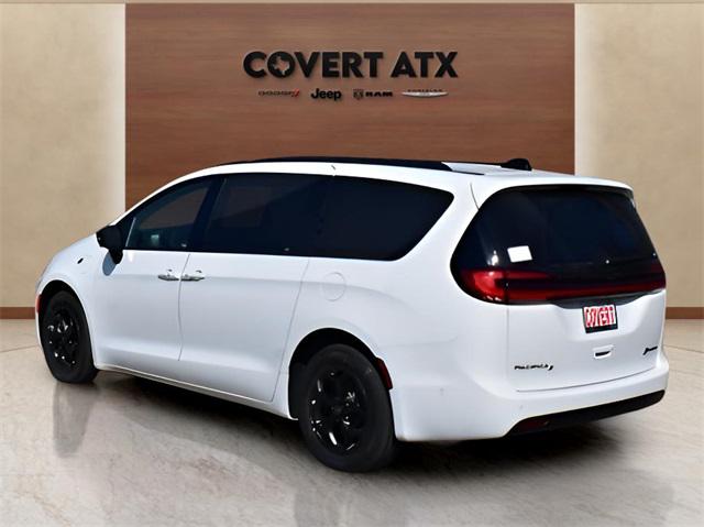 2025 Chrysler Pacifica Hybrid PACIFICA PLUG-IN HYBRID S APPEARANCE
