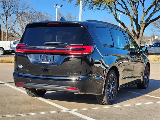 2025 Chrysler Pacifica PACIFICA LIMITED