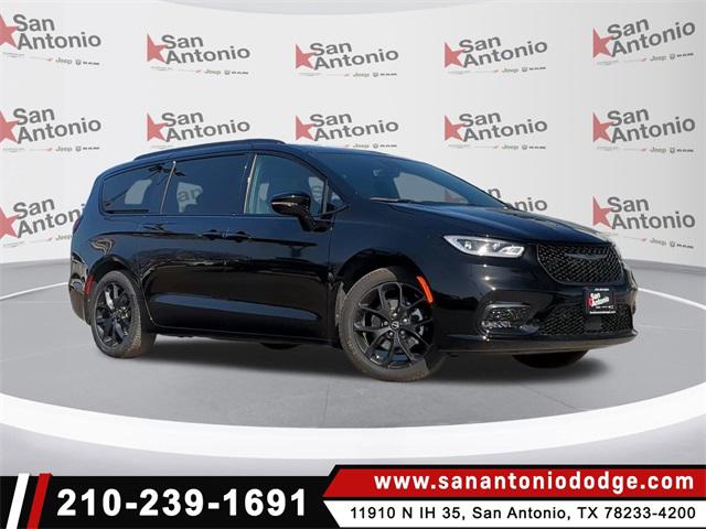 2025 Chrysler Pacifica PACIFICA LIMITED