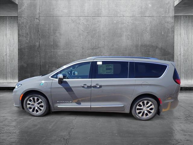 2025 Chrysler Pacifica Hybrid PACIFICA PLUG-IN HYBRID PINNACLE