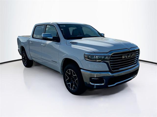 2025 RAM Ram 1500 RAM 1500 LARAMIE CREW CAB 4X4 57 BOX