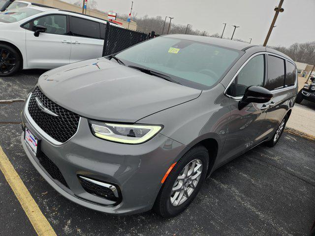 2025 Chrysler Pacifica PACIFICA SELECT