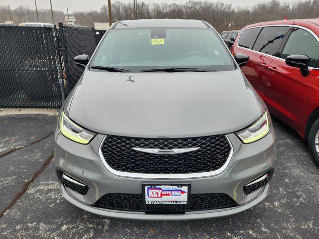 2025 Chrysler Pacifica PACIFICA SELECT