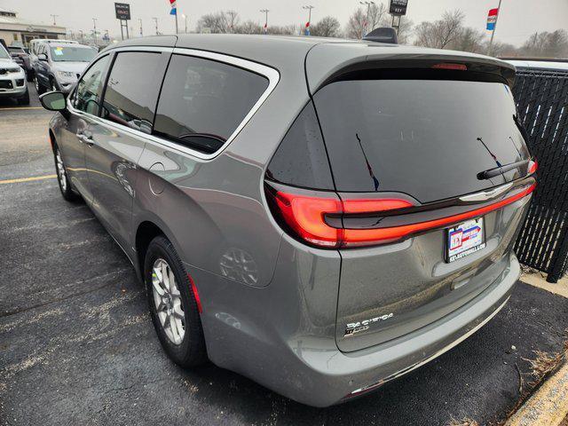 2025 Chrysler Pacifica PACIFICA SELECT