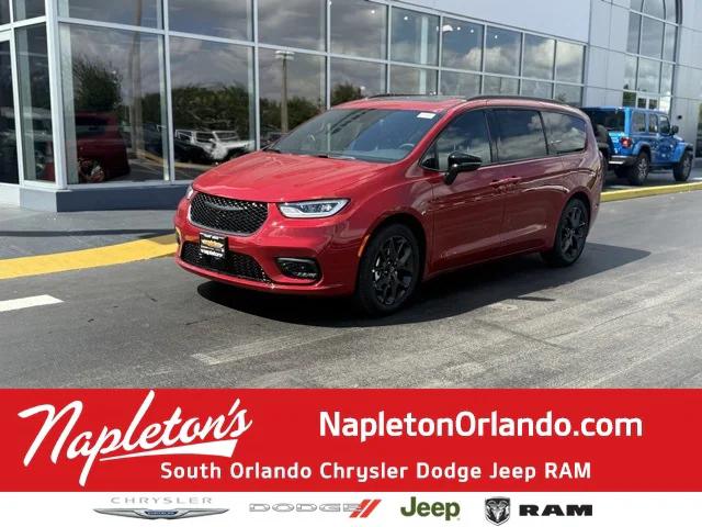 2025 Chrysler Pacifica PACIFICA LIMITED