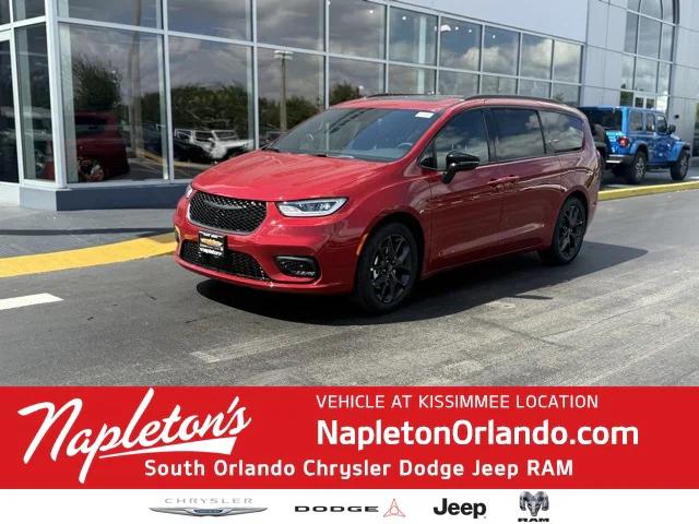 2025 Chrysler Pacifica PACIFICA LIMITED