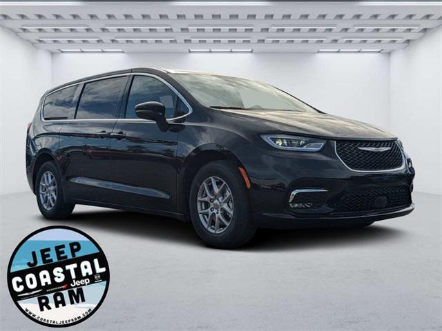 2025 Chrysler Pacifica PACIFICA SELECT