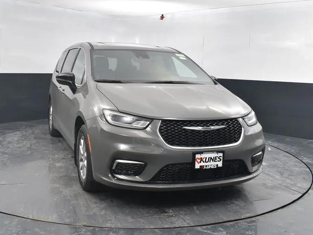 2025 Chrysler Pacifica PACIFICA SELECT