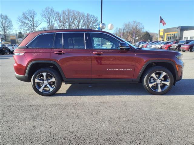 2025 Jeep Grand Cherokee GRAND CHEROKEE LIMITED 4X4