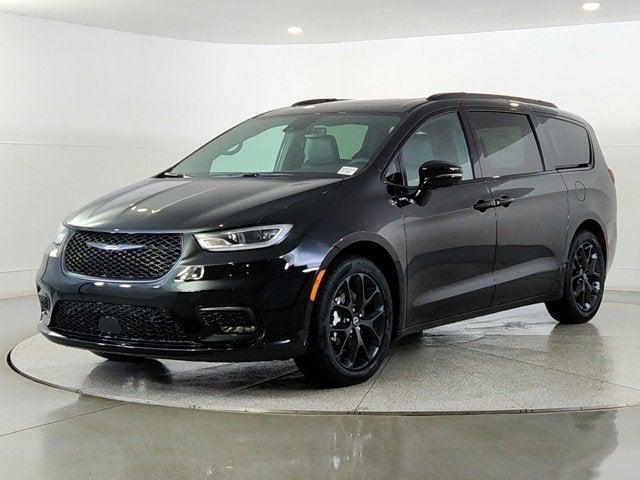 2025 Chrysler Pacifica PACIFICA LIMITED