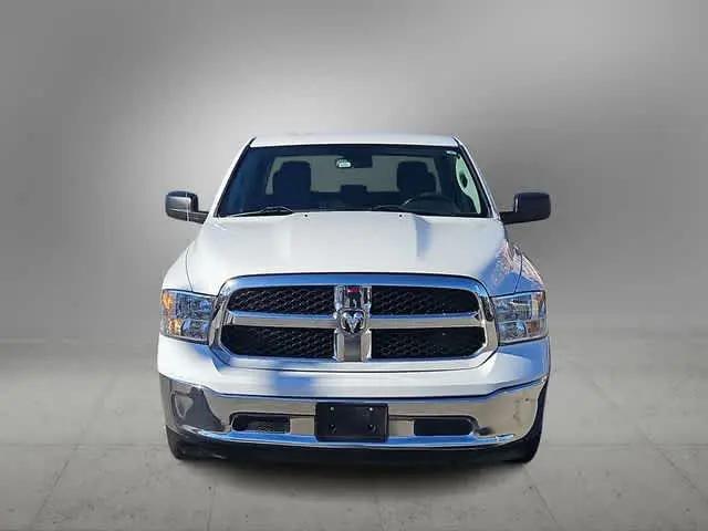 2022 Ram 1500 Classic SLT Crew Cab 4x2 5'7" Box