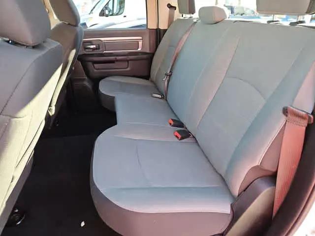 2022 Ram 1500 Classic SLT Crew Cab 4x2 5'7" Box