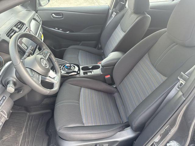 2025 Nissan LEAF SV PLUS
