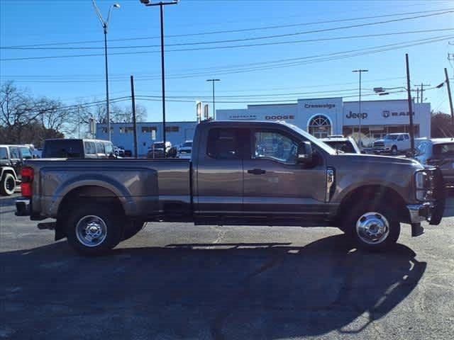 2023 Ford F-350 XLT