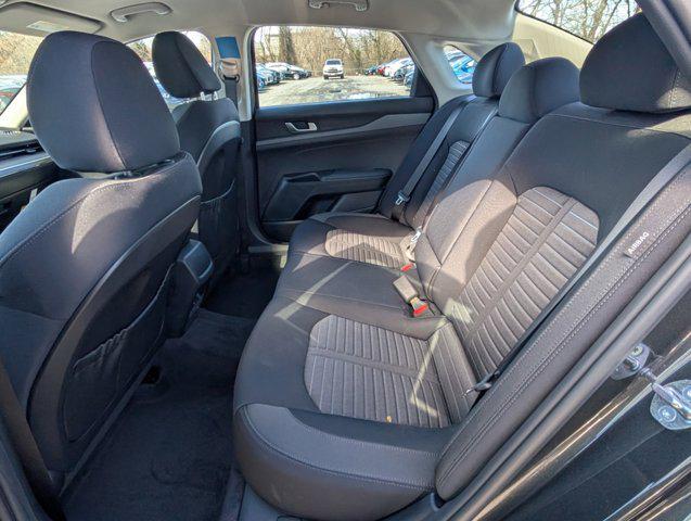 2025 Kia K5 LXS