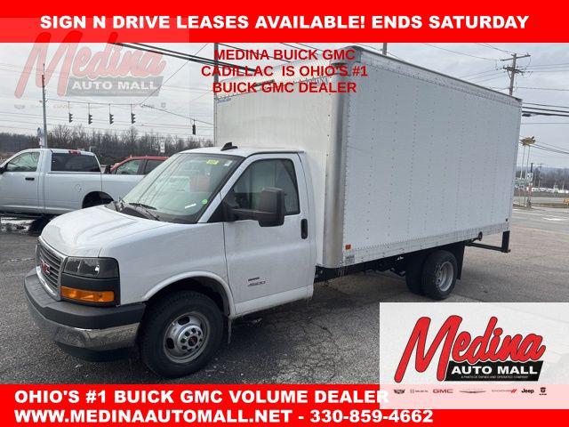 2025 GMC Savana Cutaway 4500 Van for sale in Medina, OH