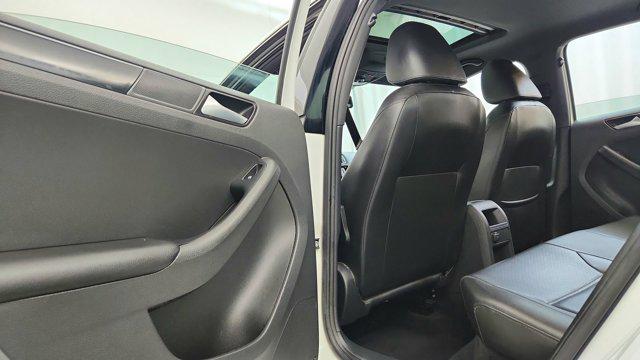 2018 Volkswagen Jetta 1.8T SE Sport