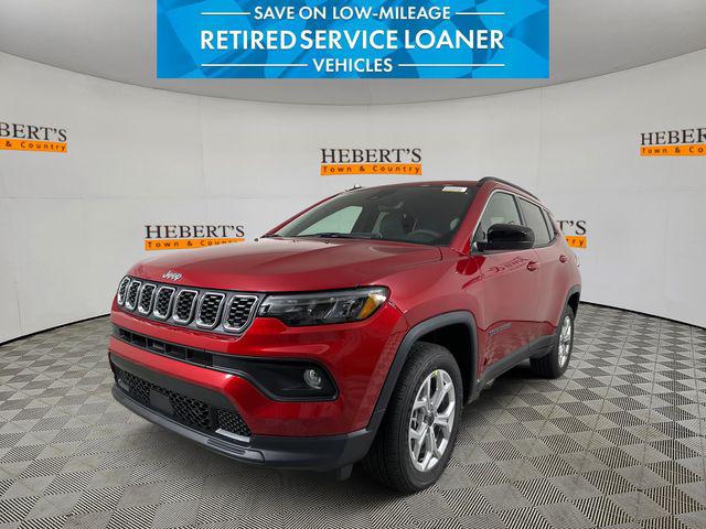 2025 Jeep Compass COMPASS LATITUDE 4X4