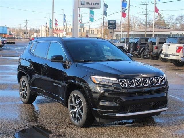 2025 Jeep Compass COMPASS LIMITED 4X4