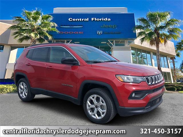 2025 Jeep Compass COMPASS LATITUDE 4X4