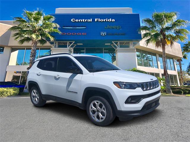 2025 Jeep Compass COMPASS LATITUDE 4X4