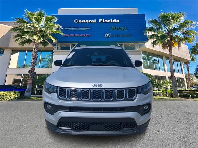 2025 Jeep Compass COMPASS LATITUDE 4X4