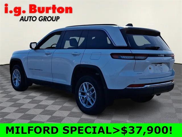 2025 Jeep Grand Cherokee GRAND CHEROKEE LAREDO X 4X4
