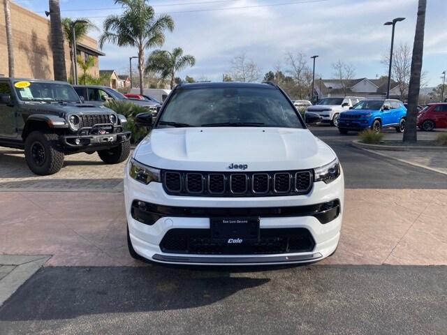 2025 Jeep Compass COMPASS LIMITED 4X4
