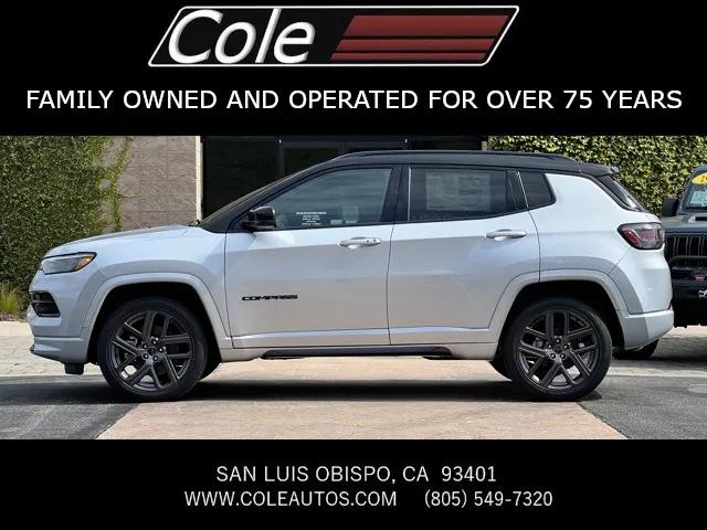 2025 Jeep Compass COMPASS LIMITED 4X4