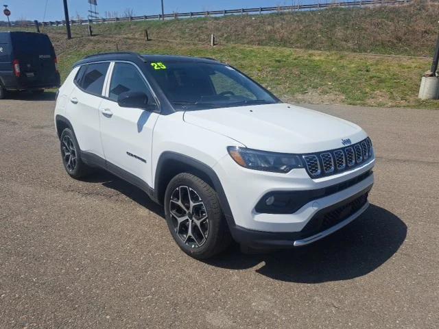 2025 Jeep Compass COMPASS LIMITED 4X4