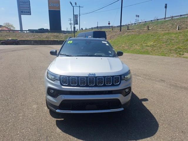 2025 Jeep Compass COMPASS LIMITED 4X4