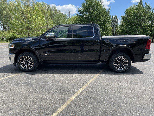 2025 RAM Ram 1500 RAM 1500 LIMITED LONGHORN CREW CAB 4X4 57 BOX