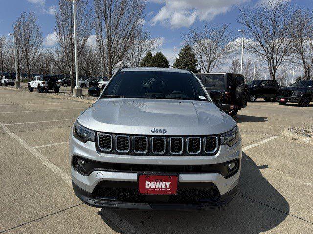 2025 Jeep Compass COMPASS LATITUDE 4X4