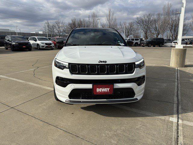 2025 Jeep Compass COMPASS LIMITED 4X4