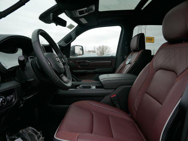 2025 RAM Ram 1500 RAM 1500 LIMITED CREW CAB 4X4 57 BOX