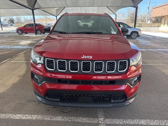 2025 Jeep Compass COMPASS LATITUDE 4X4