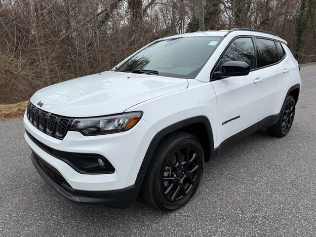 2025 Jeep Compass COMPASS LATITUDE 4X4