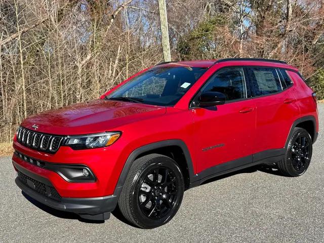 2025 Jeep Compass COMPASS LATITUDE 4X4