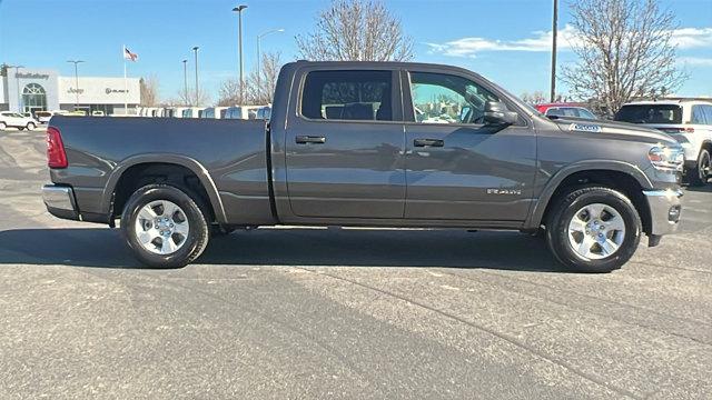 2025 RAM Ram 1500 RAM 1500 BIG HORN CREW CAB 4X4 64 BOX