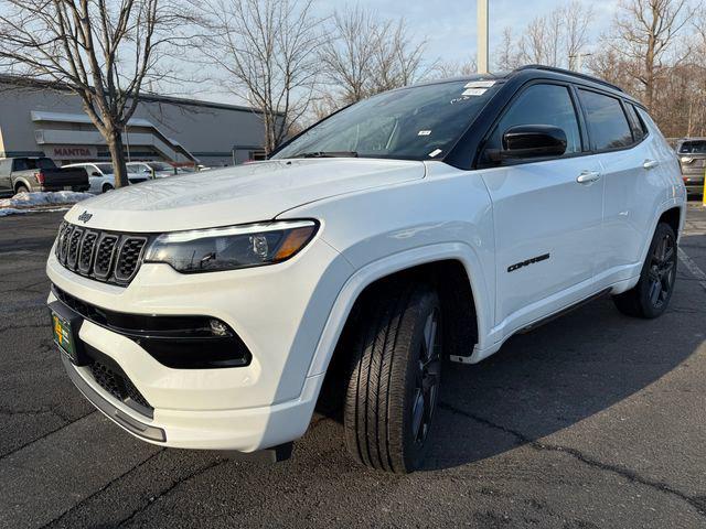 2025 Jeep Compass COMPASS LIMITED 4X4