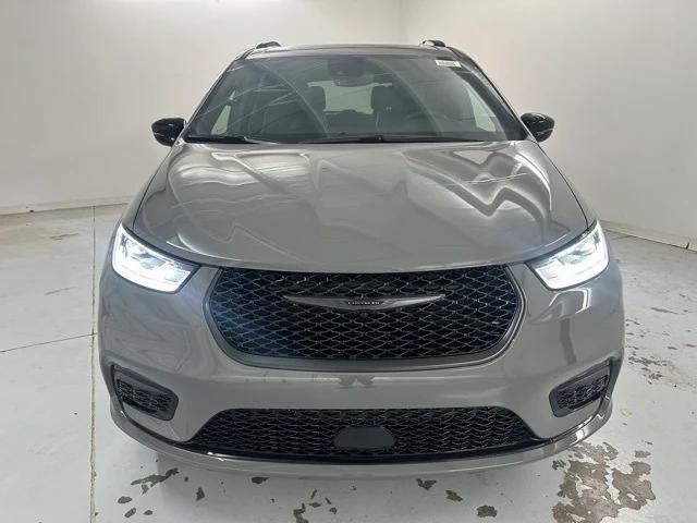 2025 Chrysler Pacifica PACIFICA LIMITED