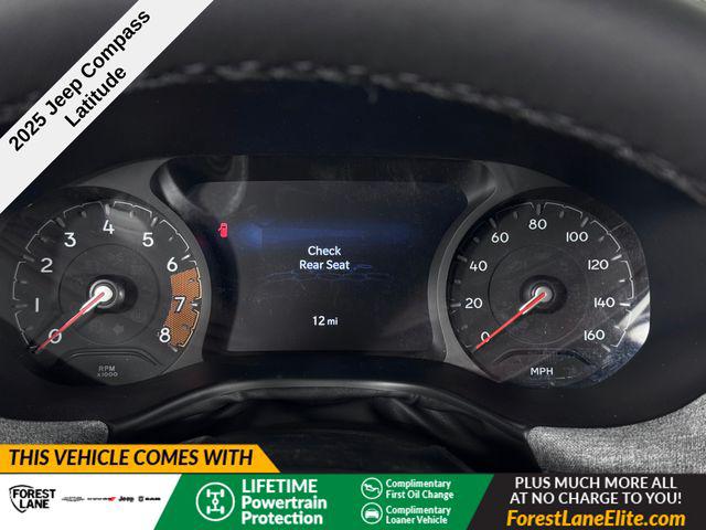 2025 Jeep Compass COMPASS LATITUDE 4X4