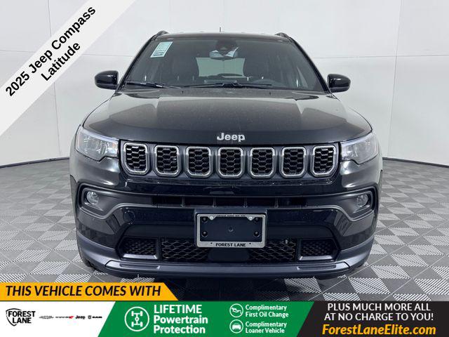 2025 Jeep Compass COMPASS LATITUDE 4X4