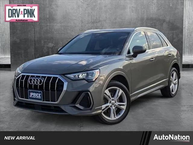 2020 Audi Q3 Premium 45 TFSI S line quattro Tiptronic