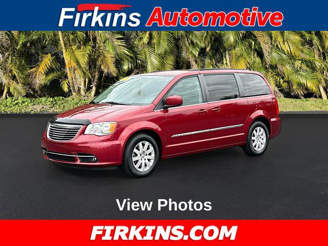 2016 Chrysler Town and Country Touring