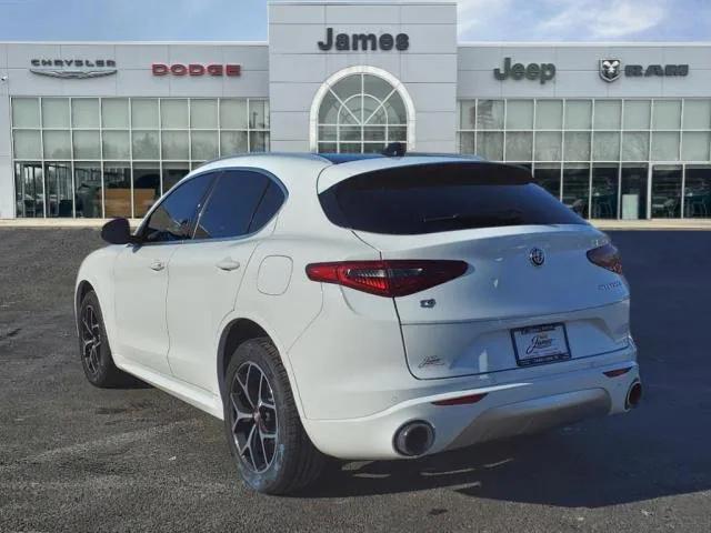 2021 Alfa Romeo Stelvio Ti AWD
