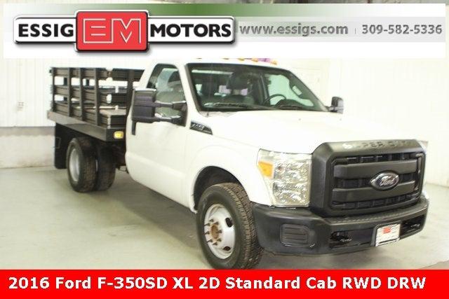 2016 Ford F-350 Chassis XL