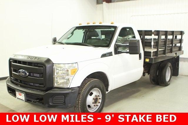 2016 Ford F-350 Chassis XL