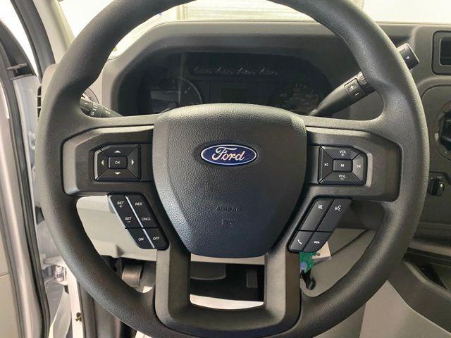 2025 Ford E-350 Cutaway Base
